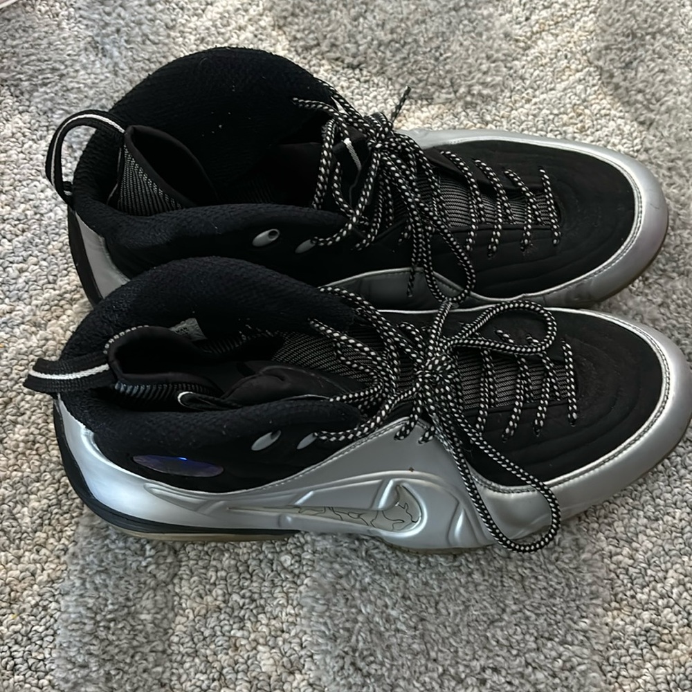 Nike 1/2 Cent Black Silver Men’s Sneakers